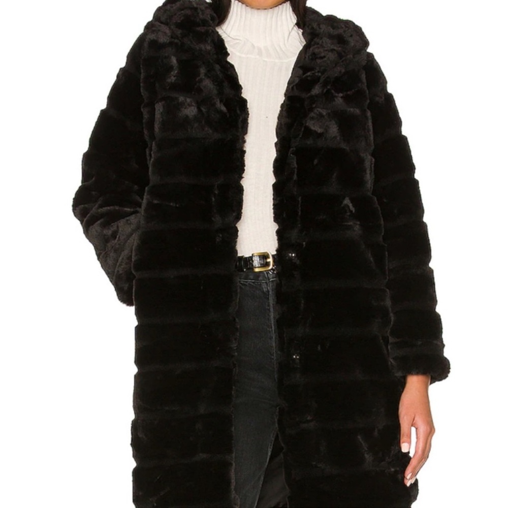 Apparis Celina 2.0 Coat in Noir